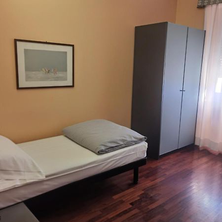 Hotel Vittoria Sondrio Kültér fotó